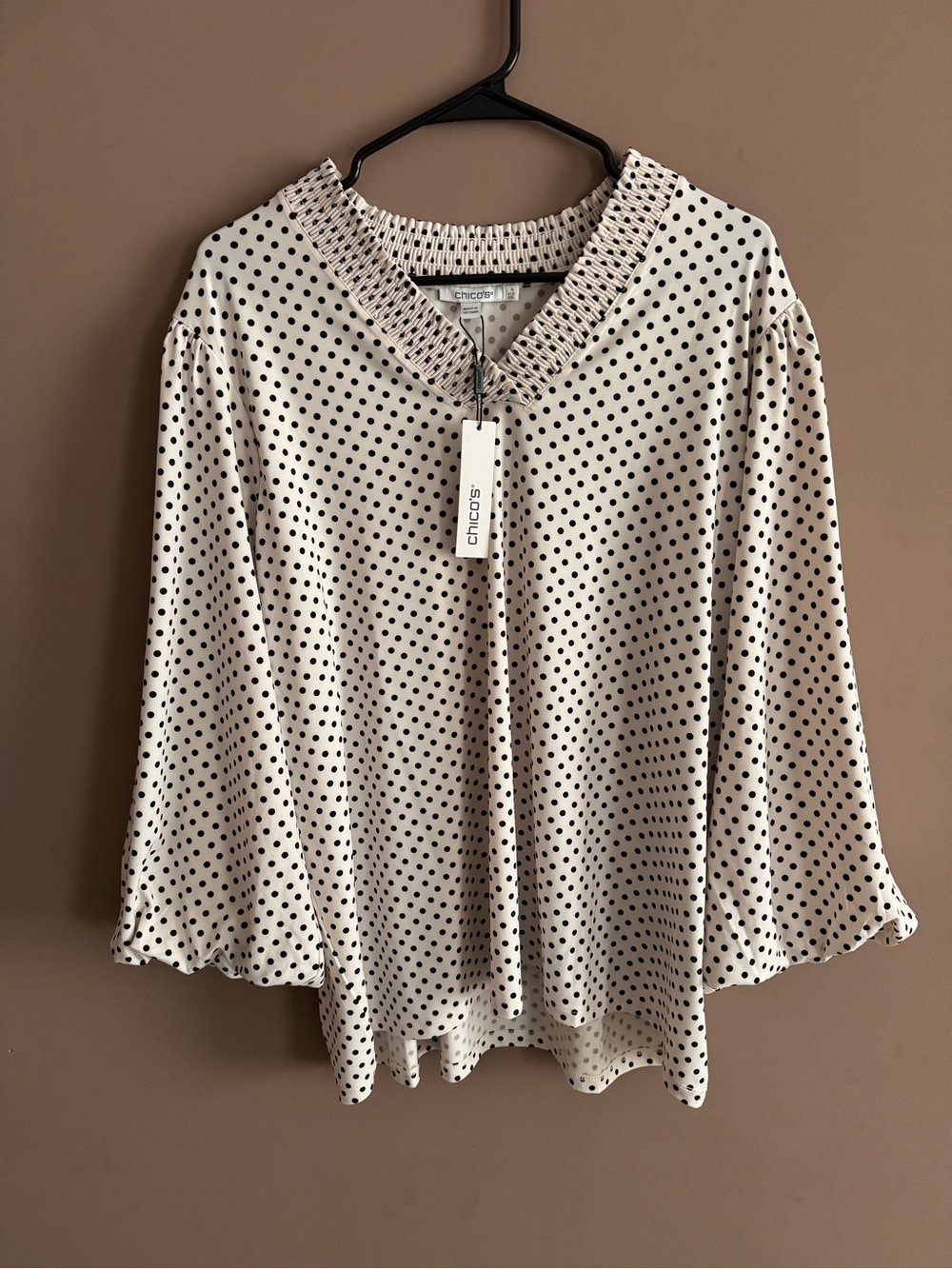 ✨NWT✨ Chico's Dot Bubble Shirred Tee Top 3/4 Sleeve